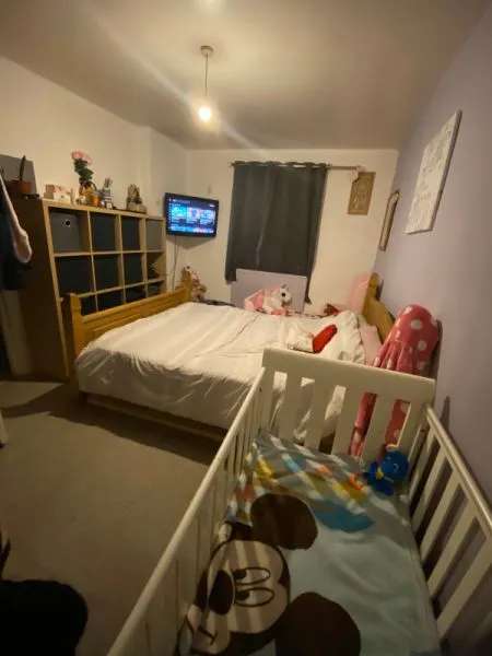 Flat For Rent in Winchester, England