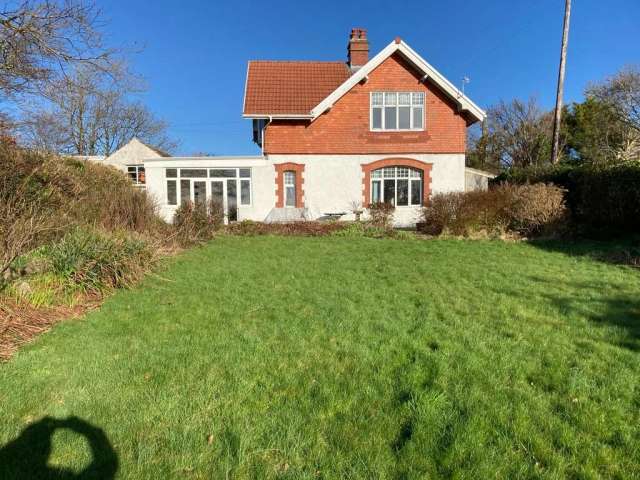 Arts and Crafts Home Needing Refurbishment in Penmaen