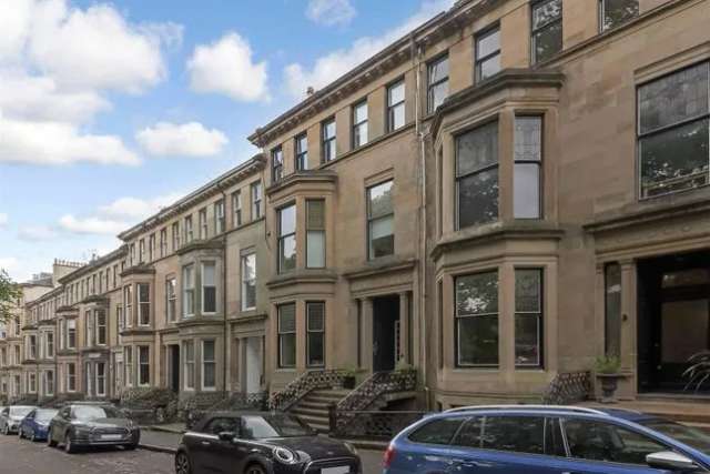 Studio for sale in Athole Gardens, Dowanhill, Glasgow G12