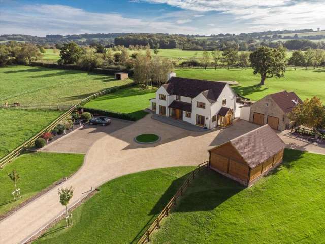 Modernized Country House with Equestrian Facilities and Stunning Views Lydes Vale House