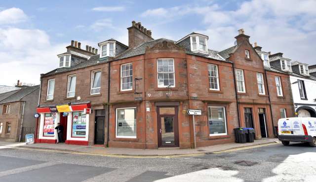 Flat For Rent in Laurencekirk, Scotland