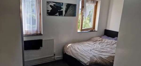 Flat For Rent in Portglenone, Northern Ireland