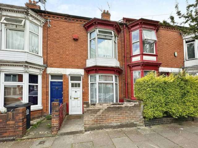 3 bedroom terraced house for sale