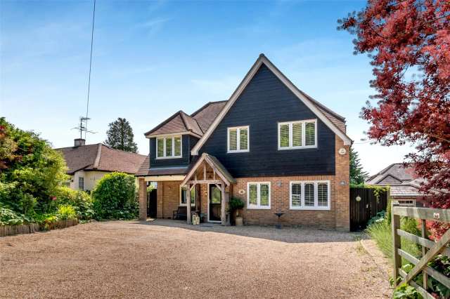 Detached House for sale with 5 bedrooms, Pilgrims Way East, Otford