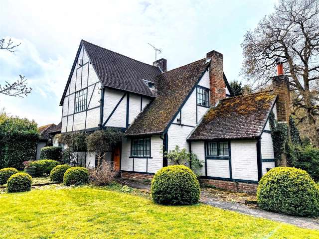 Detached House for sale with 4 bedrooms, Green Lane Outwood