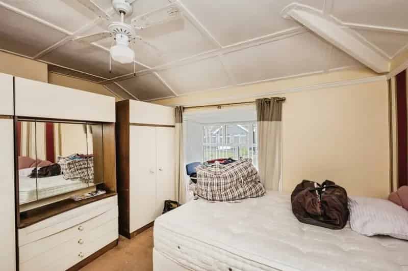 3 bedroom semi-detached house