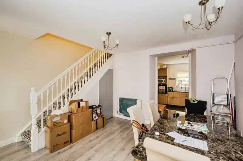 3 bedroom terraced house