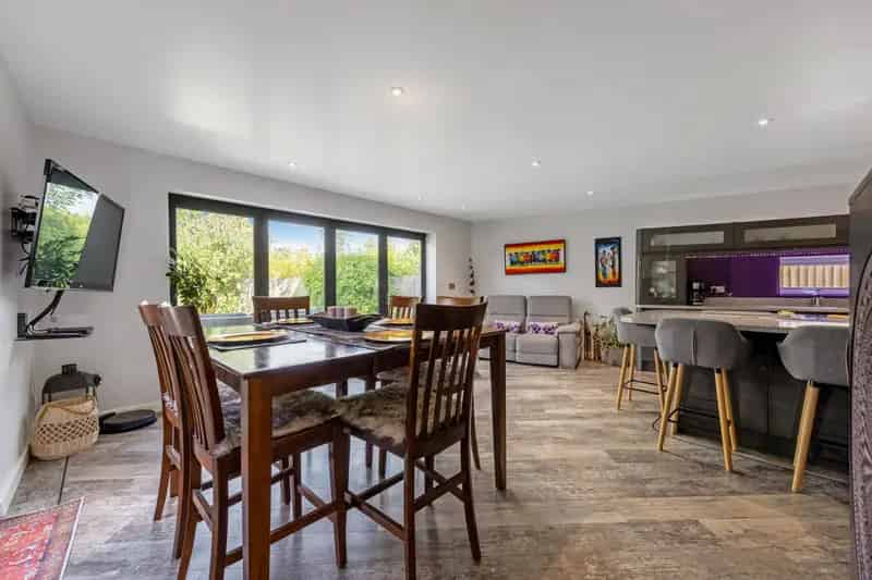 Semi-Detached House for sale with 5 bedrooms, Willington Road Cople Bedford, Bedfordshire