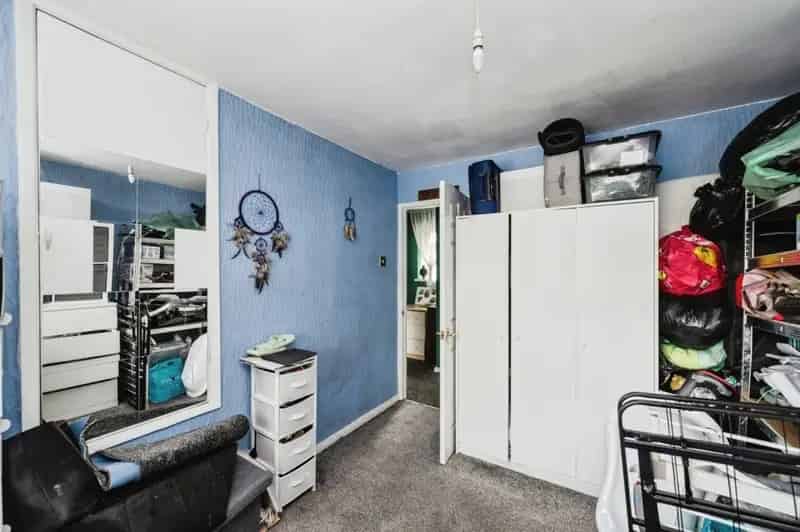 3 bedroom semi-detached house