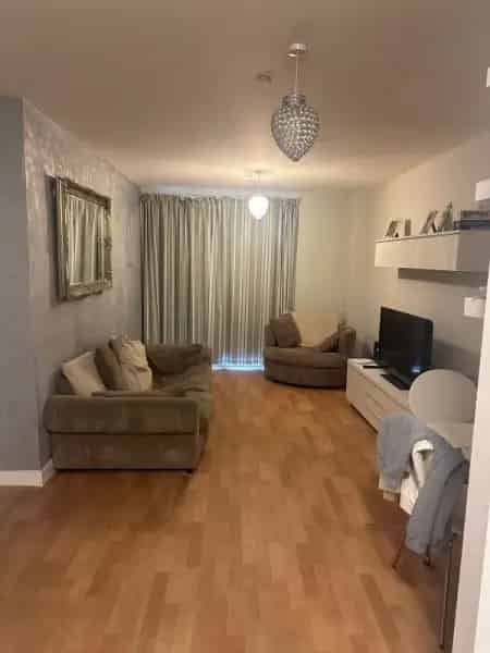 Flat For Rent , London, England