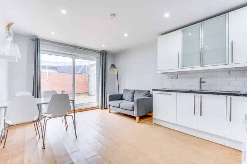 3 Bedroom Terreced House to Rent