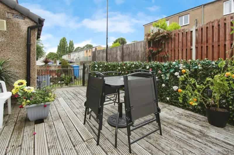 3 bedroom House
To Let
Total Size: 969 SQ FT