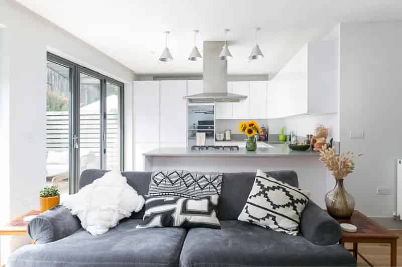 3 Bedroom Town House House to Rent