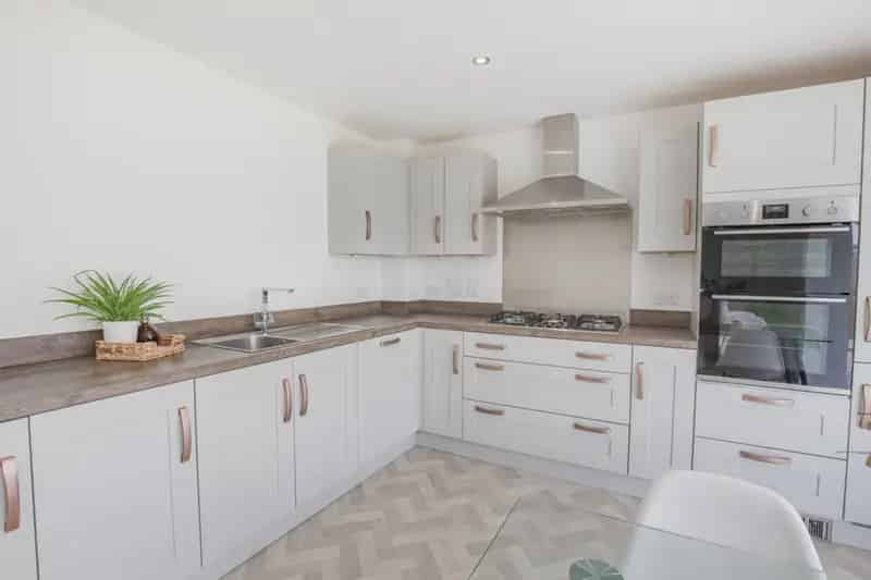 4 bedroom House
 To Rent