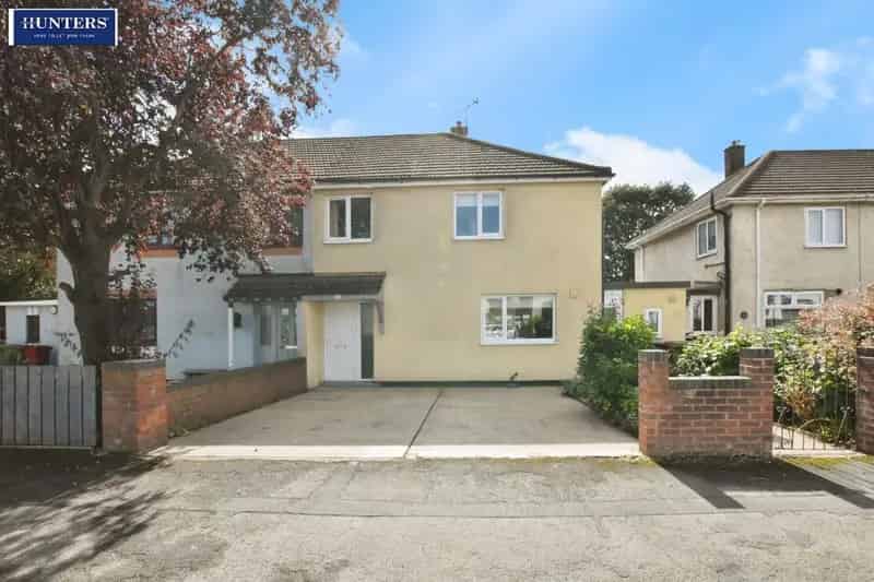 3 bedroom House
 For Sale