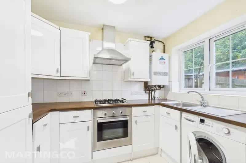 3 bedroom House
For Sale