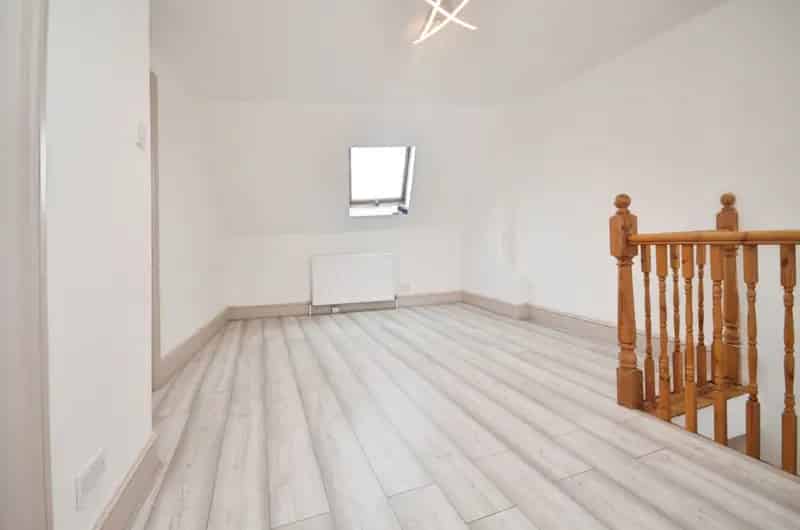 1 Bedroom Flat House to Rent