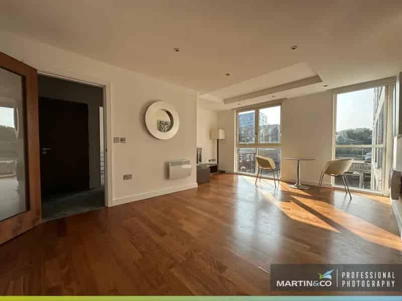 1 bedroom Flat
For Sale
