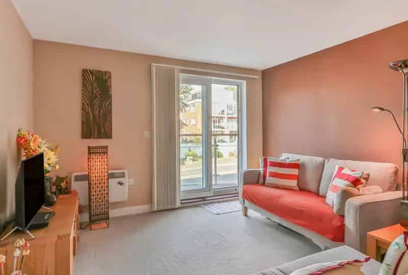 1 bedroom Flat
 For Sale