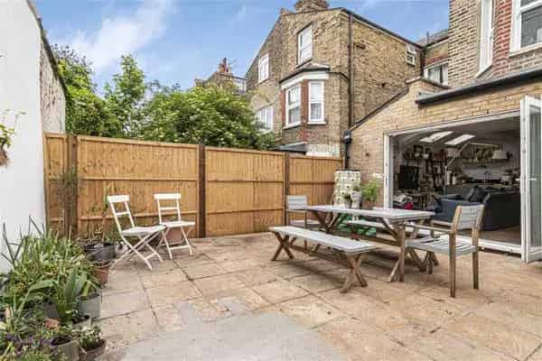 Elspeth Road, London, SW11 1DP | Property for sale | Savills