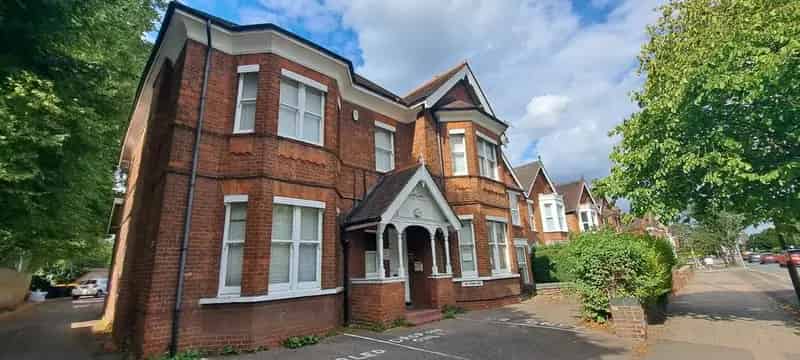 Commercial property For Sale , 12, Goldington Road, Bedford, England