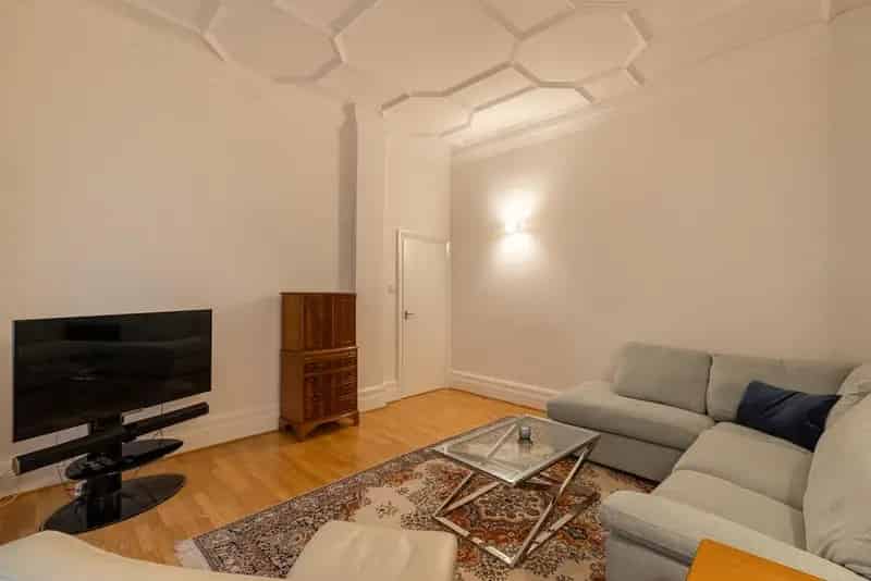 Flat For Rent , London, England