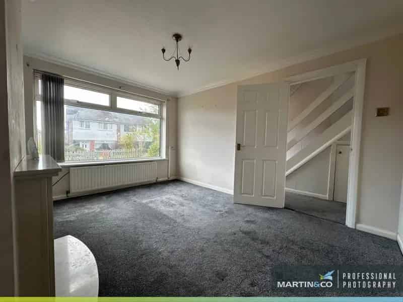 3 bedroom House
For Sale